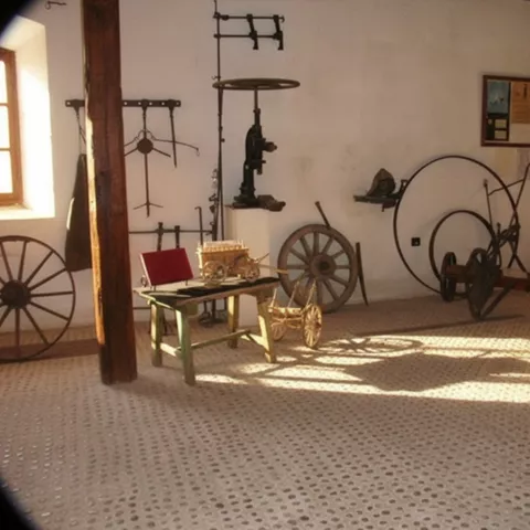 Objejos expuestos en el Museo de la Fragua de Huete