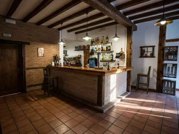 Restaurante Fuentelgato en Huerta del Marquesado, Cuenca