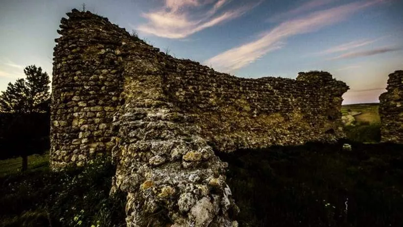 Ruinas del castillo de Fuentes