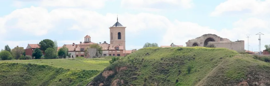 Vista del pueblo sobre el cerro