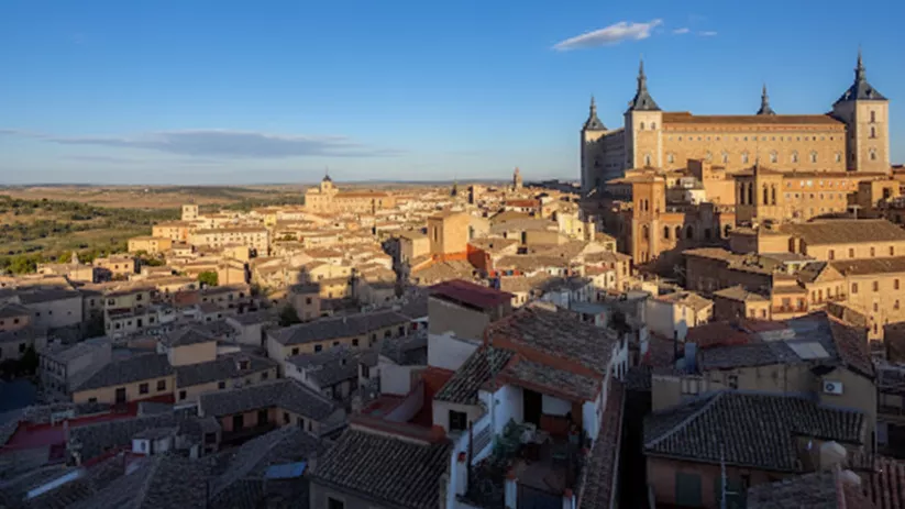 Vista aérea del núcleo urbano y su entorno agrícola