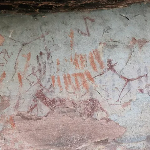 Pinturas rupestres del Abrigo del Tío Modesto en Henarejos, Cuenca