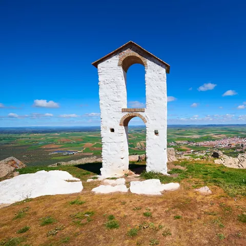 Imagen aérea de Almodóvar del campo en el valle de Alcudia