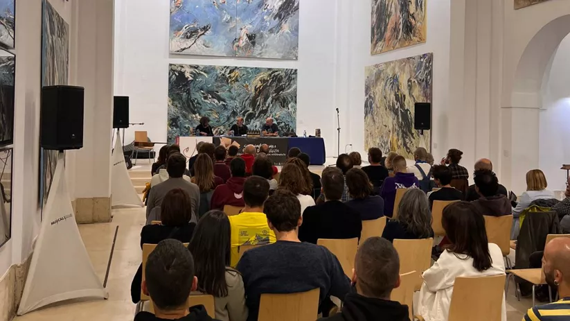 Charla en el festival Malos Tiempos para la Lírica