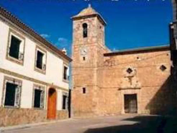 Imagen de una iglesia de Balsa de Ves