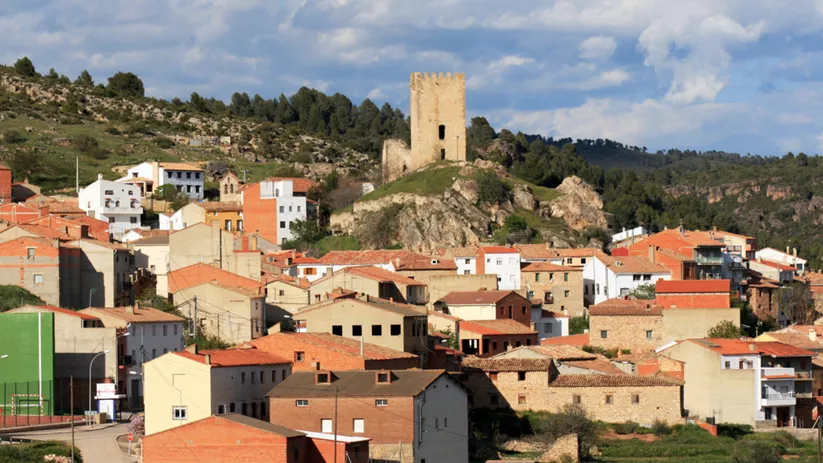 Villora y su castillo, panorámica