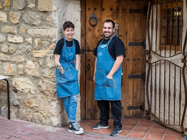 Olga García y Alex Paz, chefs del restaurante Fuentelgato