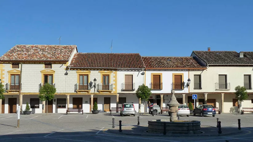 Imagen de unas casas antiguas de Cogolludo