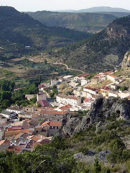 Vista panorámica de Enguídanos en Cuenca