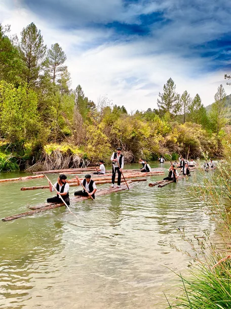 Gancheros del Tajo, Revival of the ancient work of taking the woods from the forest to the towns. Guadalajara and Cuenca province. Castilla La Mancha, Spain