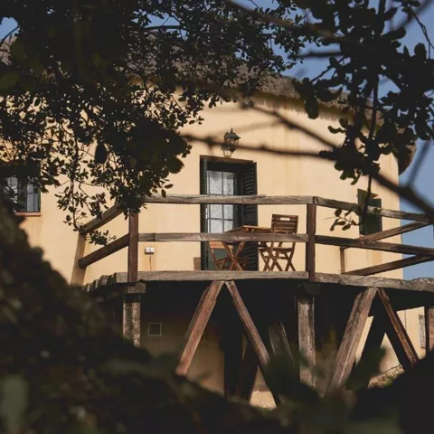 TERRAZA SUITE CON VISTAS A LA MONTAÑA