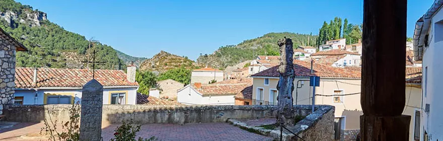 Vista de Fuertescusa desde la iglesia de San Martín