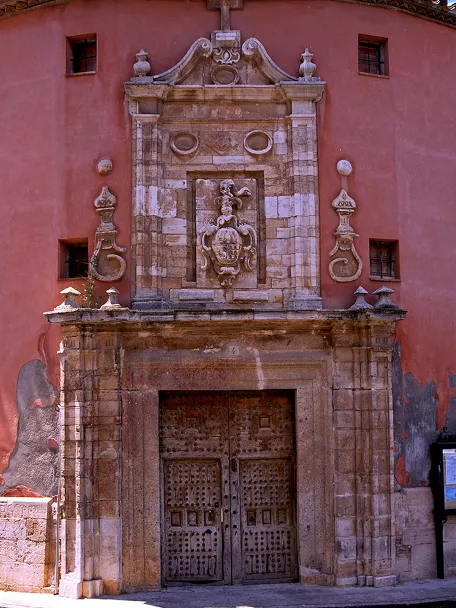 Portada de la casa de Los Jaenes, La Guardia