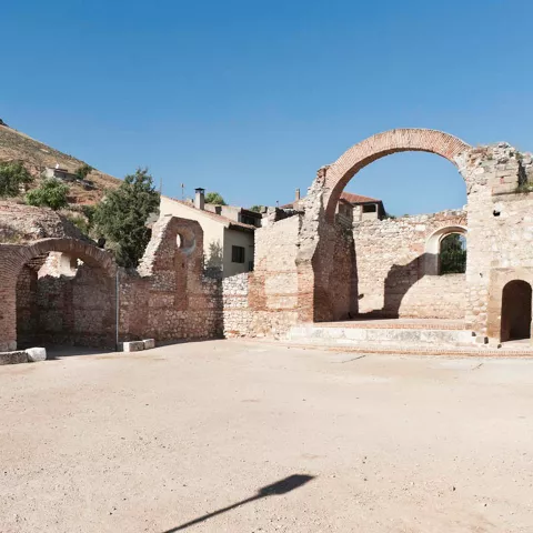 Ruinas de la Iglesia de San Pedro, Hita.