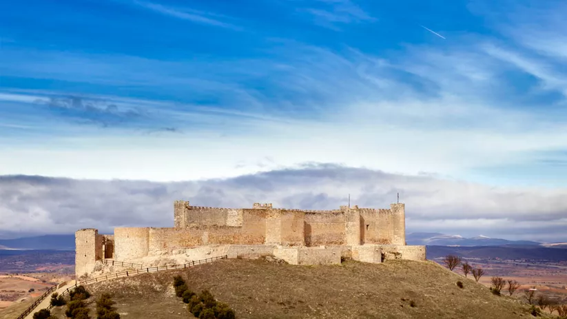 Vista general del Castillo del Cid, Jadraque