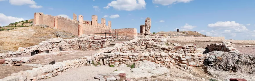 Yacimiento medieval del Paro de los Judíos y Castillo de Molina de Aragón