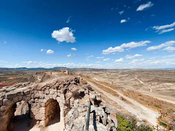 Ruinas del pueblo medieval de Moya