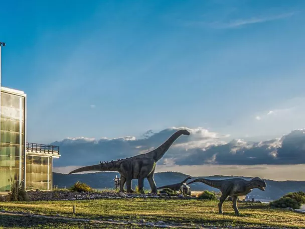 Imagen de vista frontal del museo