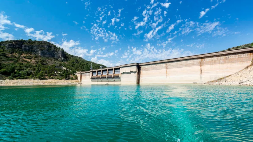 Presa del Embalse de Entrepeñas