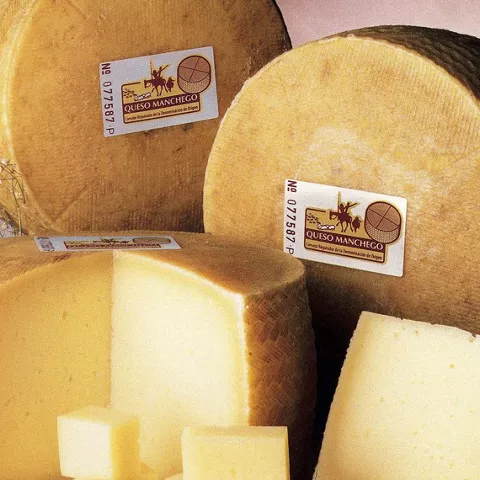 Imagen de bodegón de quesos