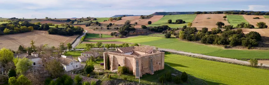 Panorámica del castillo de Torrebuceit en Torrejoncillo del Rey