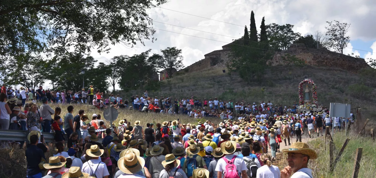 Imagen de una romería de Castilla-La Mancha
