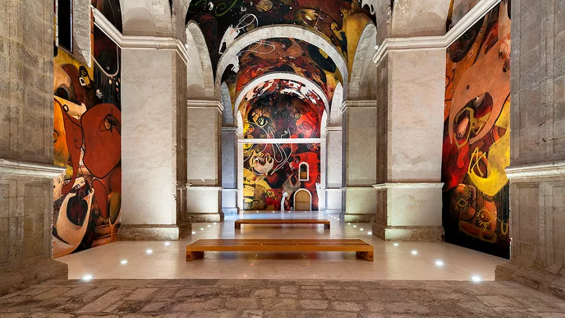 Imagen de  la iglesia por dentro