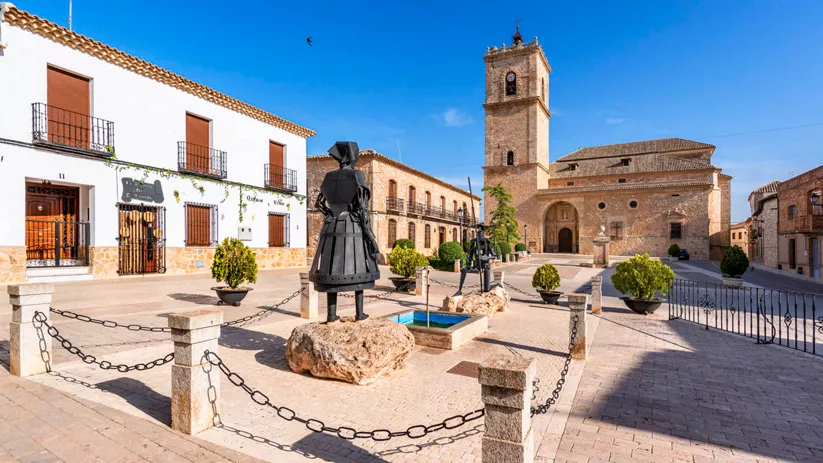 Plaza Juan Carlos I en El Toboso