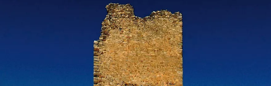 Imagen de un torreón de piedra
