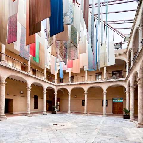 Patio interior del Palacio de Pedro I