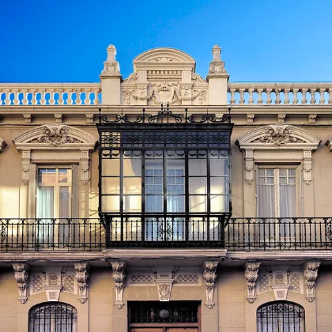 Palacete de la Banca y residencia Cruz en la calle Ancha