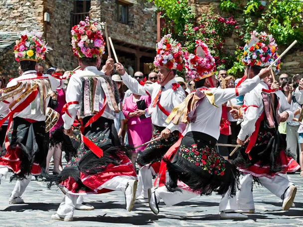 Celebración de la Octava de Corpus en Valverde de los Arroyos