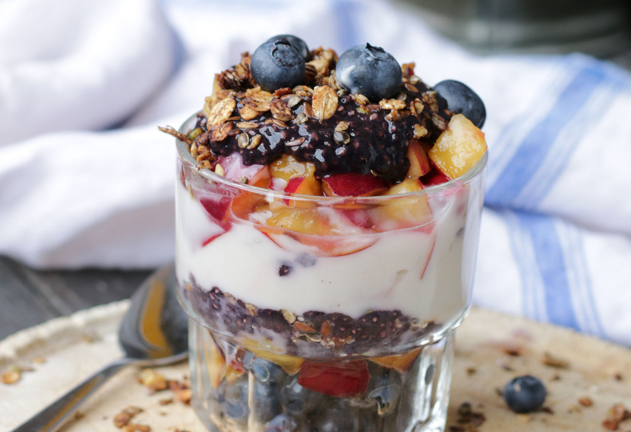 yogurt with fruit