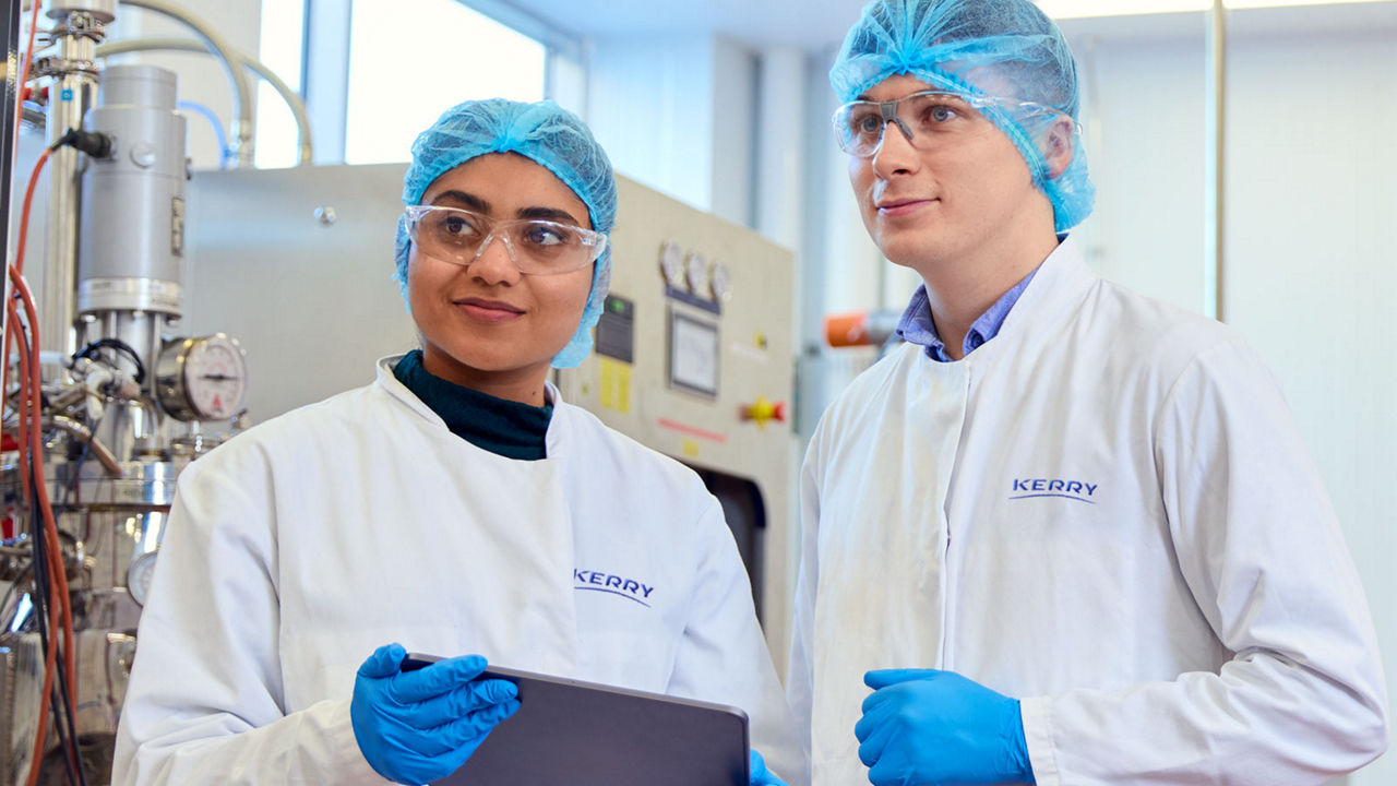 kerry-employees-in-factory