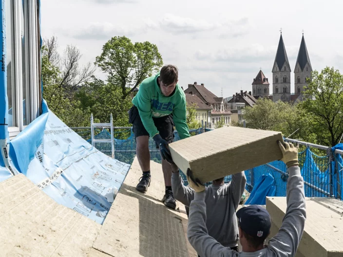 Referenz Sanderring Würzburg Dach Aufsparren-Dämmung