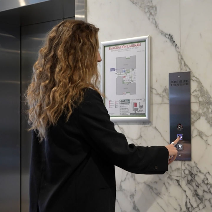 8-brisbane-avenue-1:720x720%281-1%29