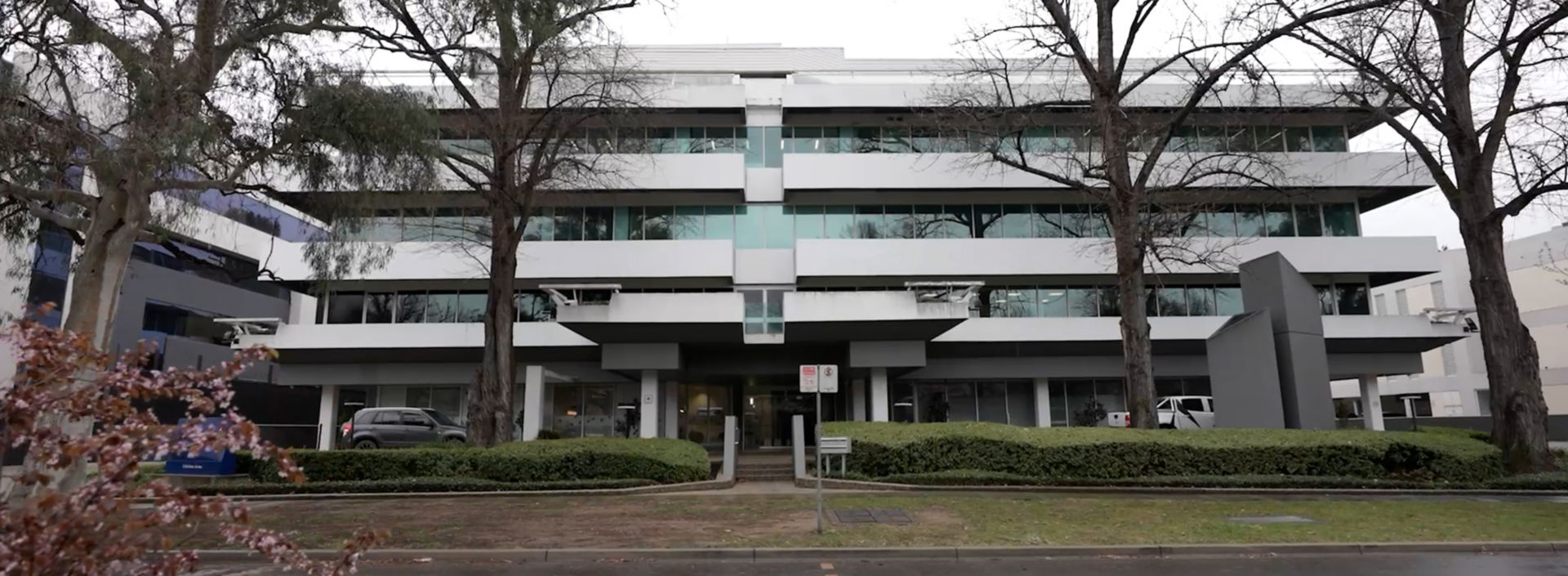 8-brisbane-avenue-6:1920x705%28hero%29