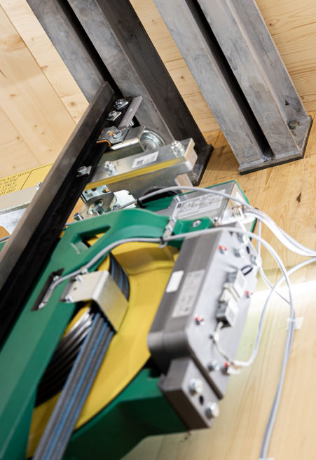 AB1A0347:451x656%2811-16%29