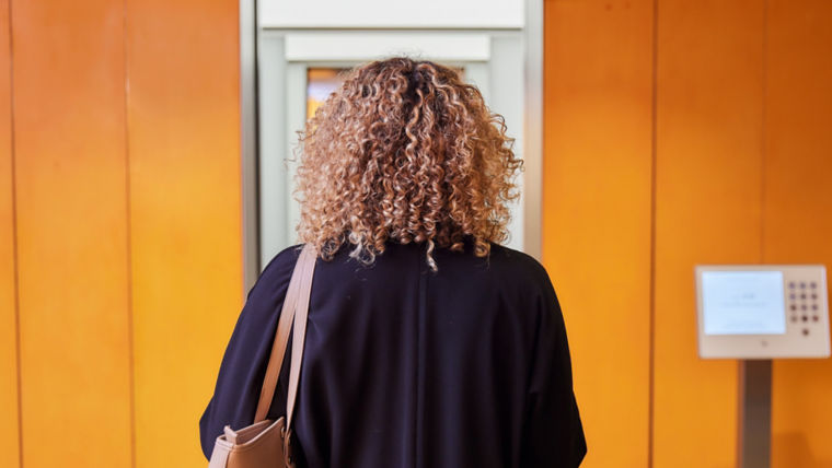 Custmer_End_User_Safety_6-1:760x428%2816-9%29