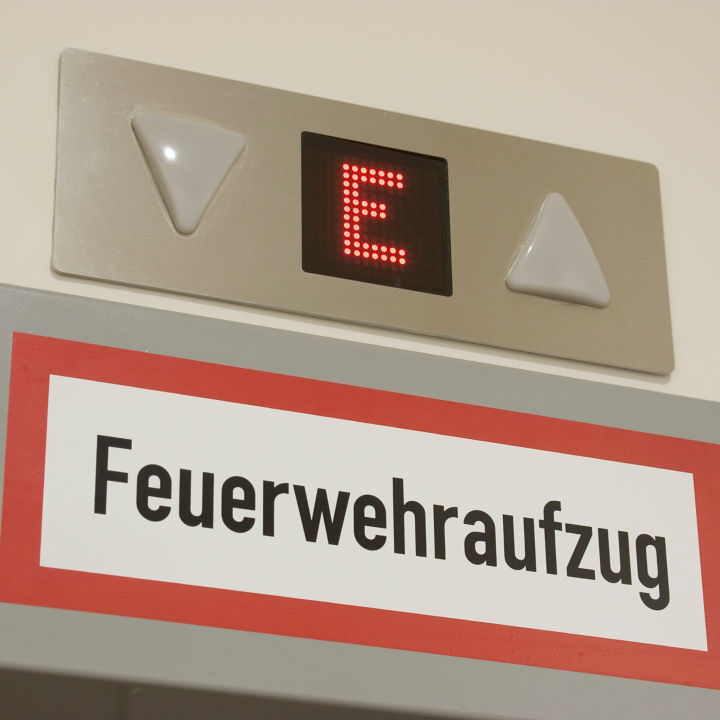 DACH_Webinar_Feuerwehraufzuege:720x720%281-1%29