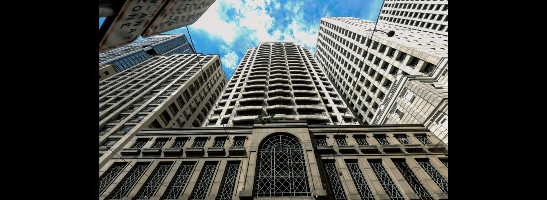 Eastwood-lafayette-1:1920x705%28hero%29