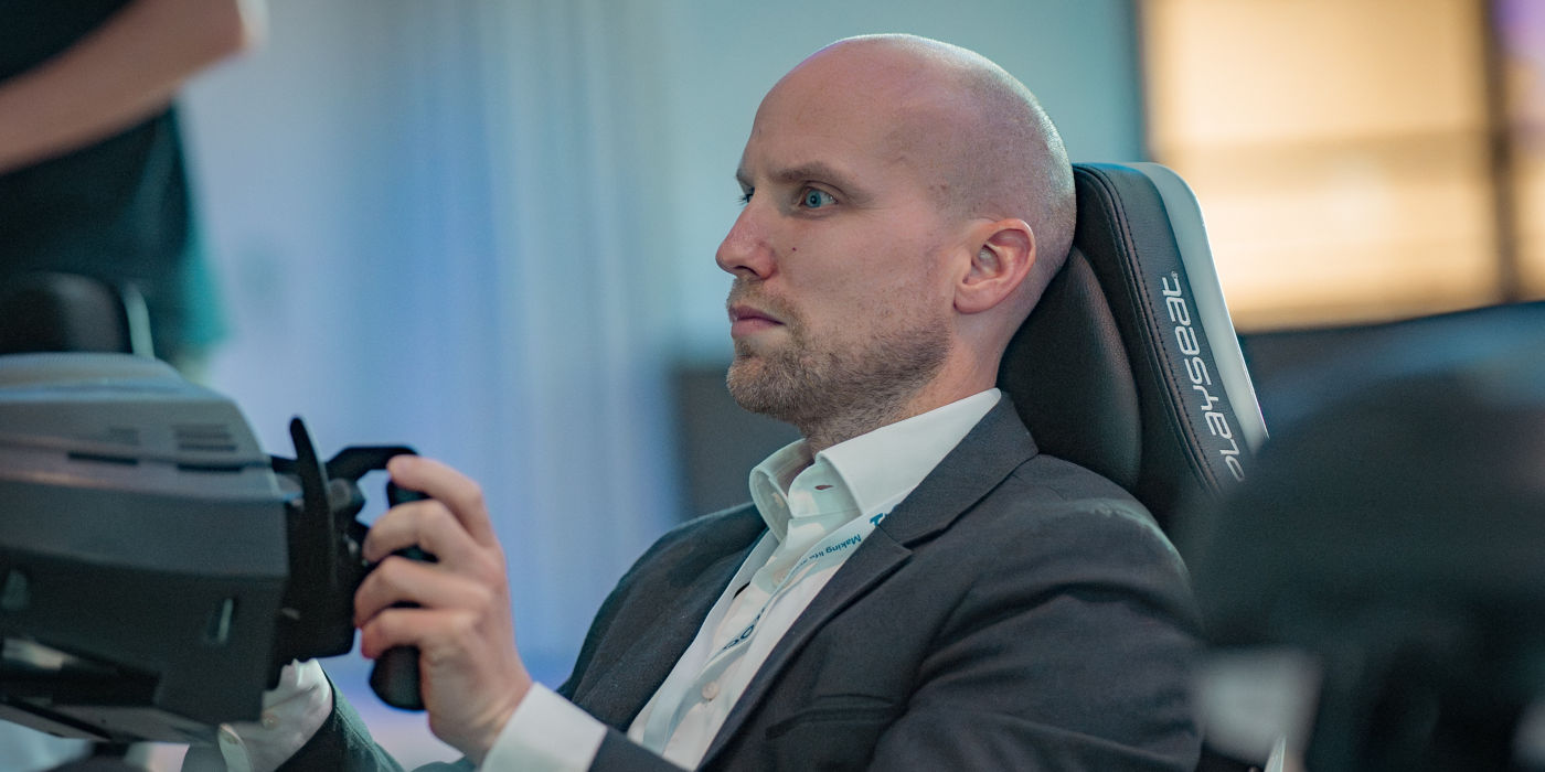 EditedV2iLoqKoneSettheFutureEventSEB09479-Enhanced-NR:1400x700