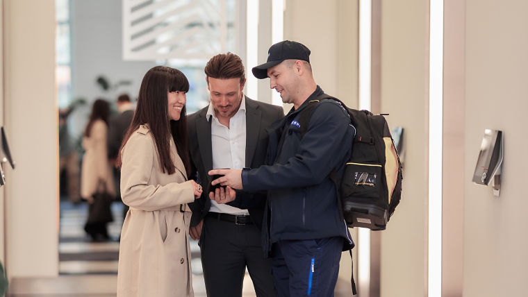 Elevator_maintenance_4-2:760x428%2816-9%29