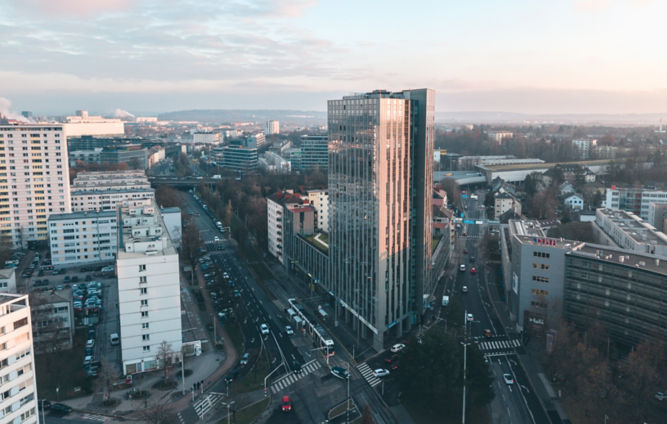 HighFIveTower2N_high11:667x424