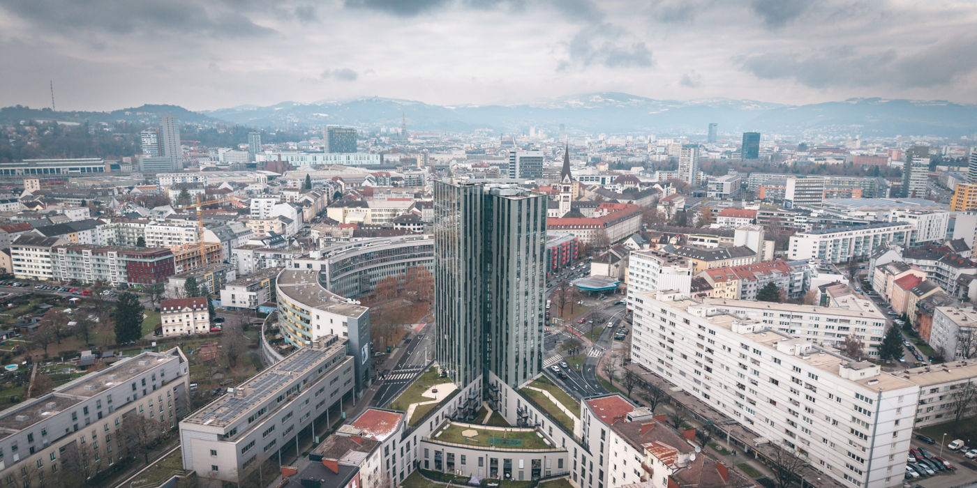 HighFIveTower2N_high3:1400x700