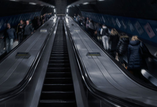 KONE-escalators-keyvisual-1-nographics-print-300dpi:535x365