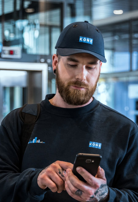 KONE-technician-3:451x656%2811-16%29