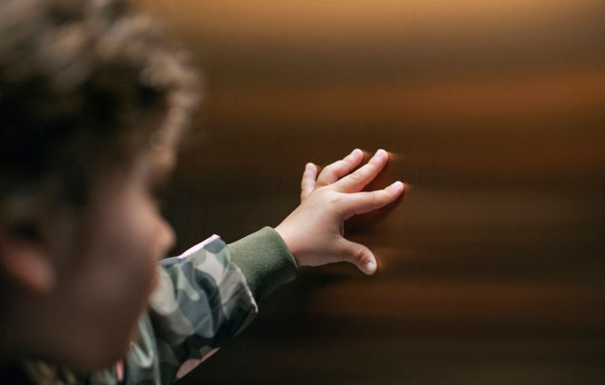 KONE_DXClass_Antifingerprint-1:667x424