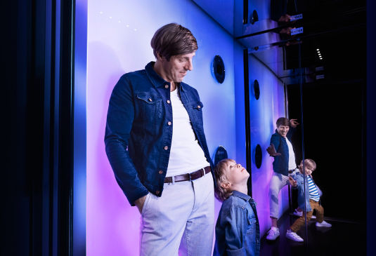 KONE_Elevator_Music_Man_and_Child_Hires:535x365