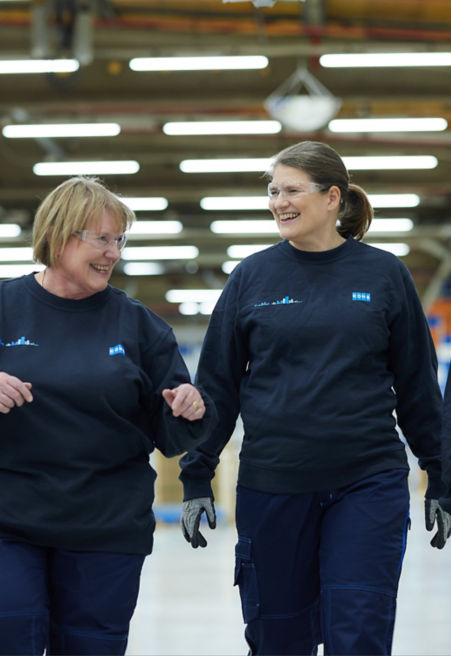 KONE_Hyvinkee_Dec23_PEOPLE_CORRIDOR__0702-2:451x656%2811-16%29